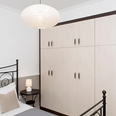 Oikia Kastri Sithon 니키티